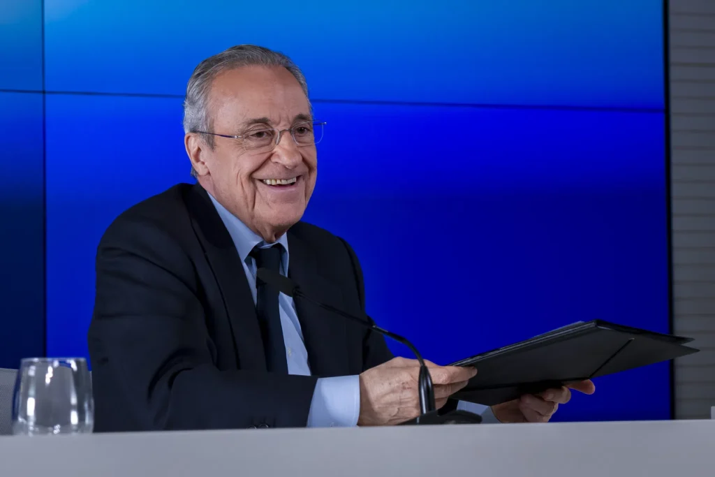 Florentino nie jest już stworzony do takich bojów, a Riquelme już wygrał, nawet jeśli przegra Florentino Perez